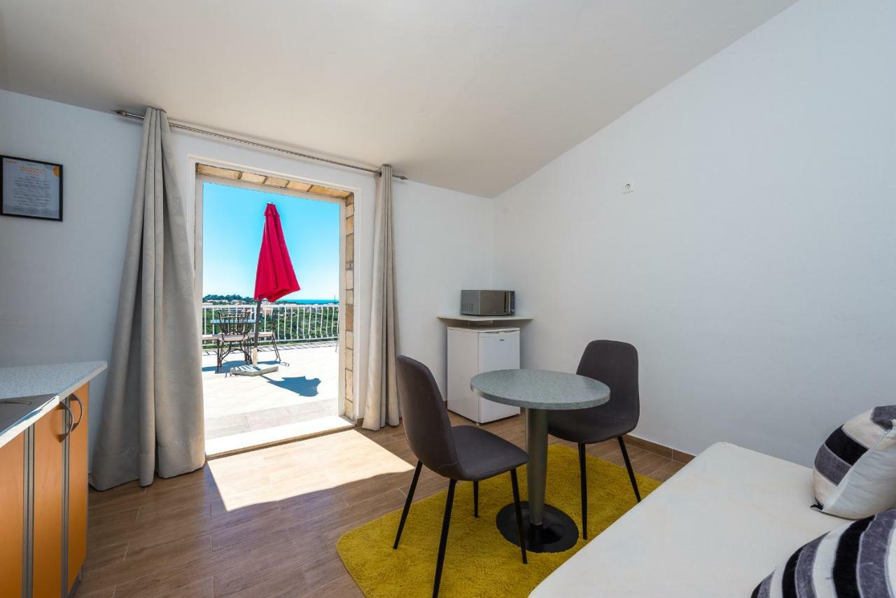 Guest house Mimoza