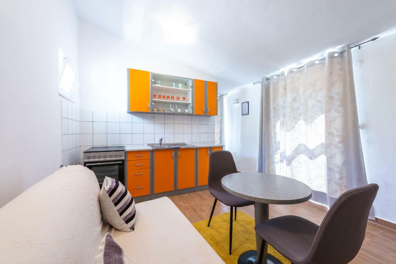 Mimoza Guest house 3*
